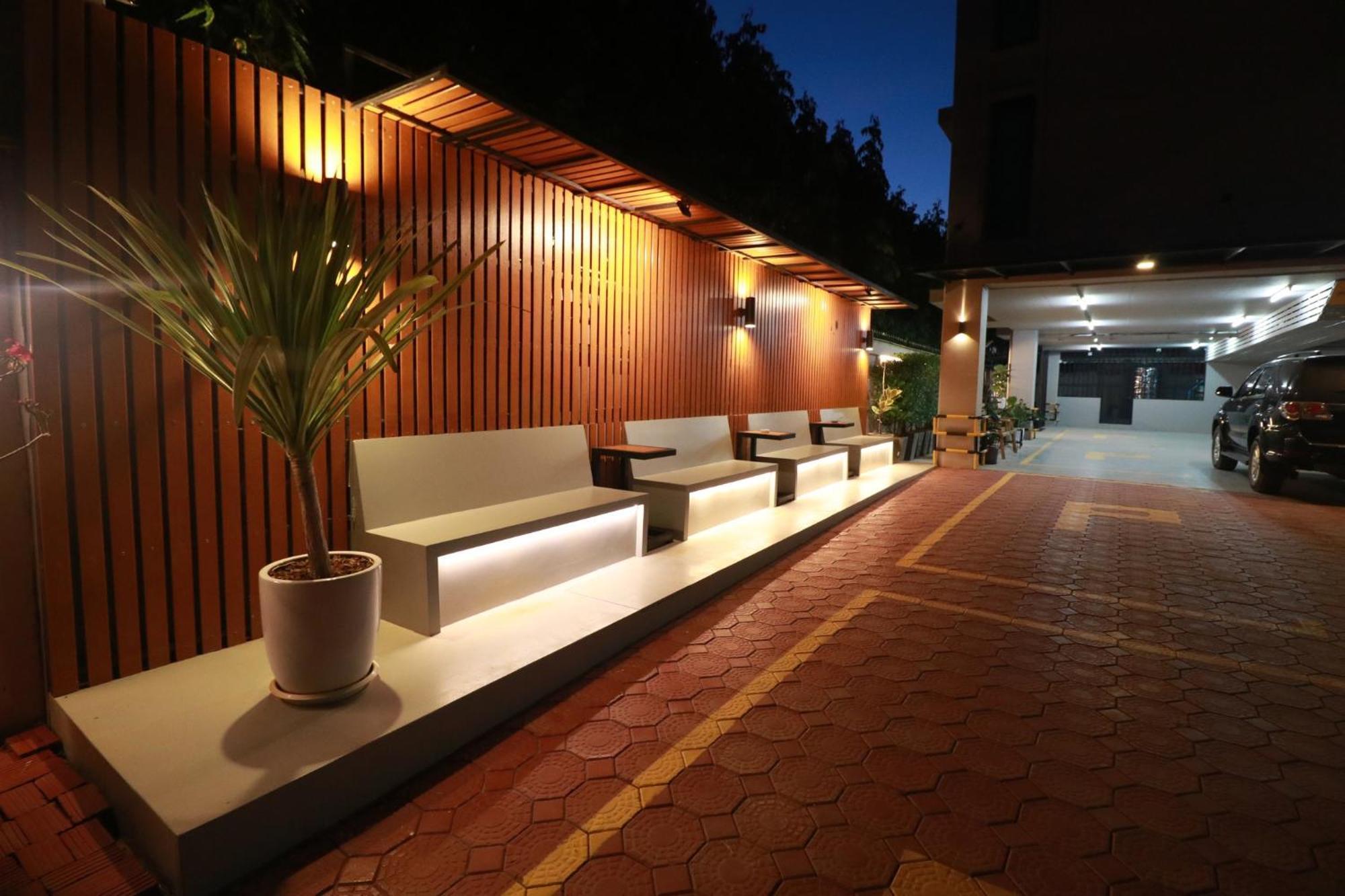Siri Hotel Vientiane Dış mekan fotoğraf